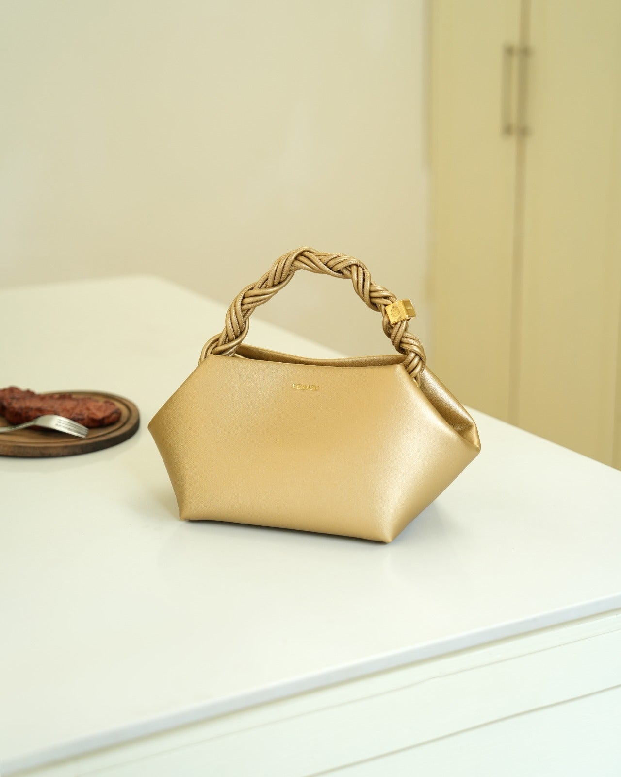 Versse Gold Shoulder Bag
